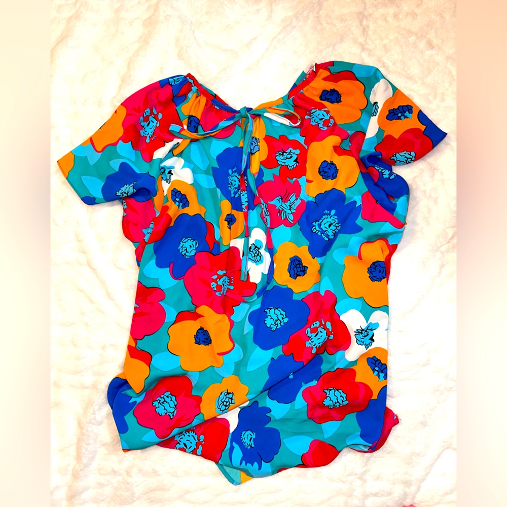 SUPER TRENDY silky soft top